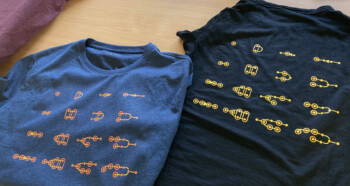 T-shirts met wiskundige diagrammen.