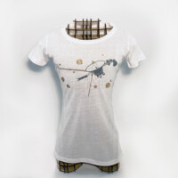 Wit T-shirt met illustratie Voyager Sonde omgeven door asteroïden.